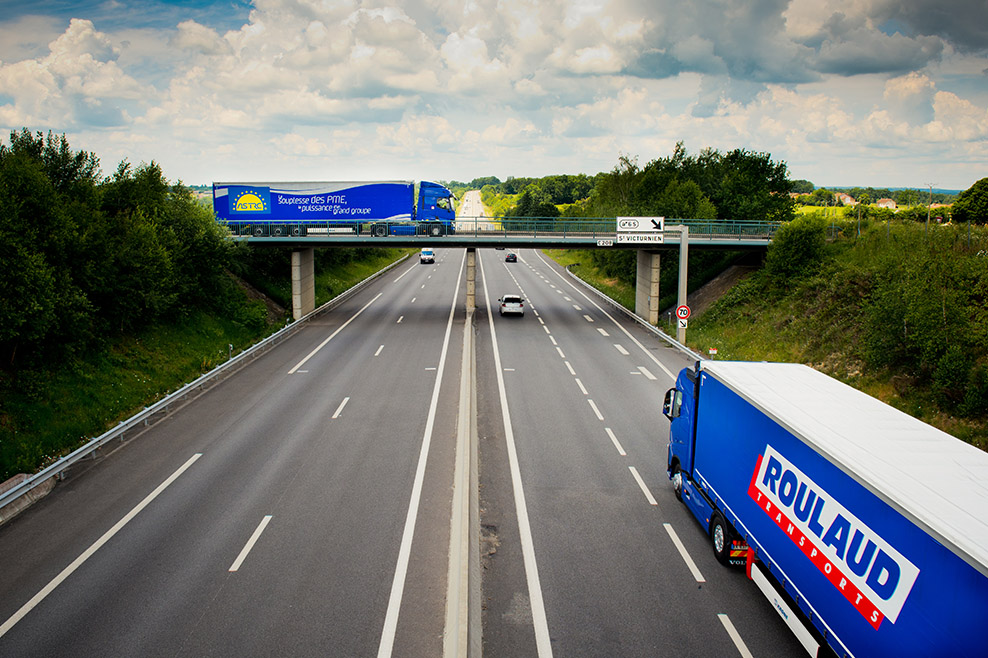 Camions ROULAUD, transport routier écoresponsable et sécurité routière